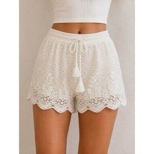 Abercrombie & Fitch Lace Scalloped Hem White Shorts Size M
